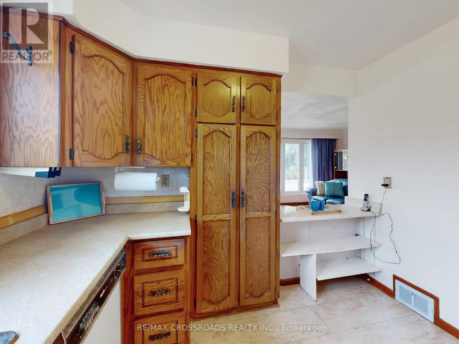 186 Norfolk Avenue, Richmond Hill, Ontario  L4C 2C8 - Photo 18 - N12881648