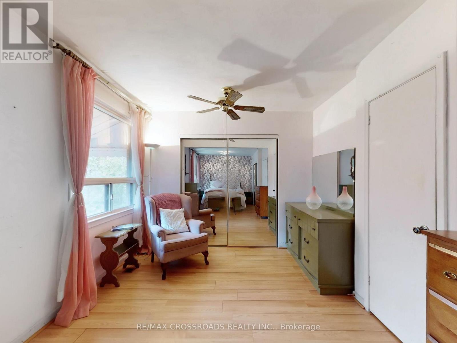 186 Norfolk Avenue, Richmond Hill, Ontario  L4C 2C8 - Photo 22 - N12881648