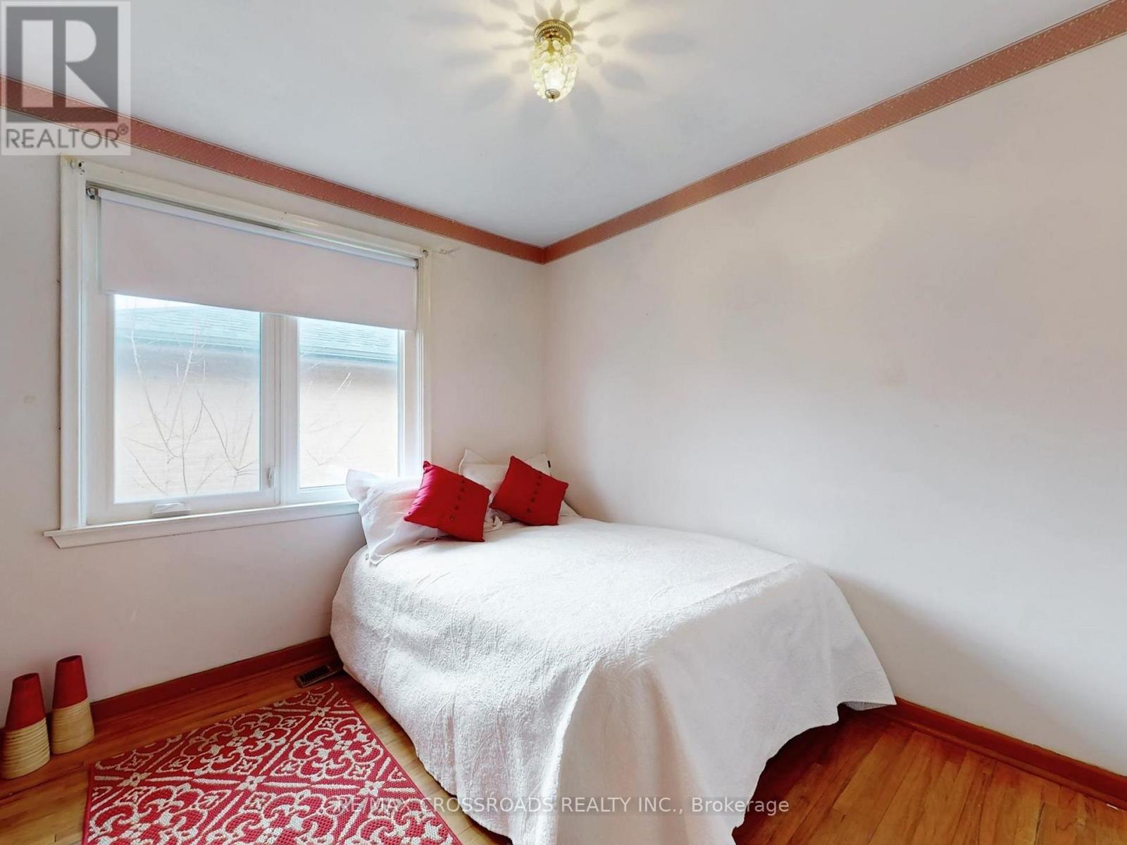 186 Norfolk Avenue, Richmond Hill, Ontario  L4C 2C8 - Photo 23 - N12881648