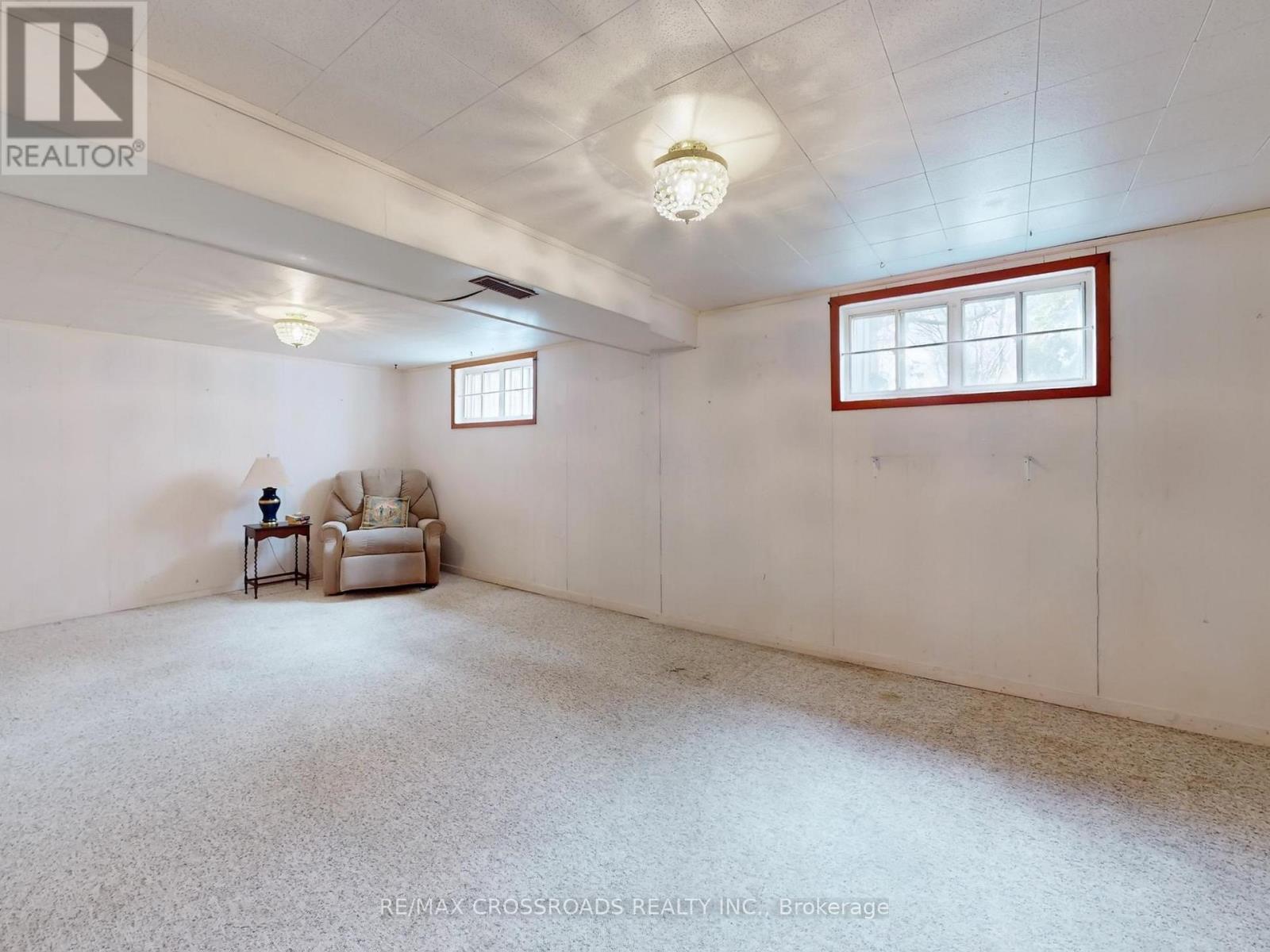 186 Norfolk Avenue, Richmond Hill, Ontario  L4C 2C8 - Photo 33 - N12881648