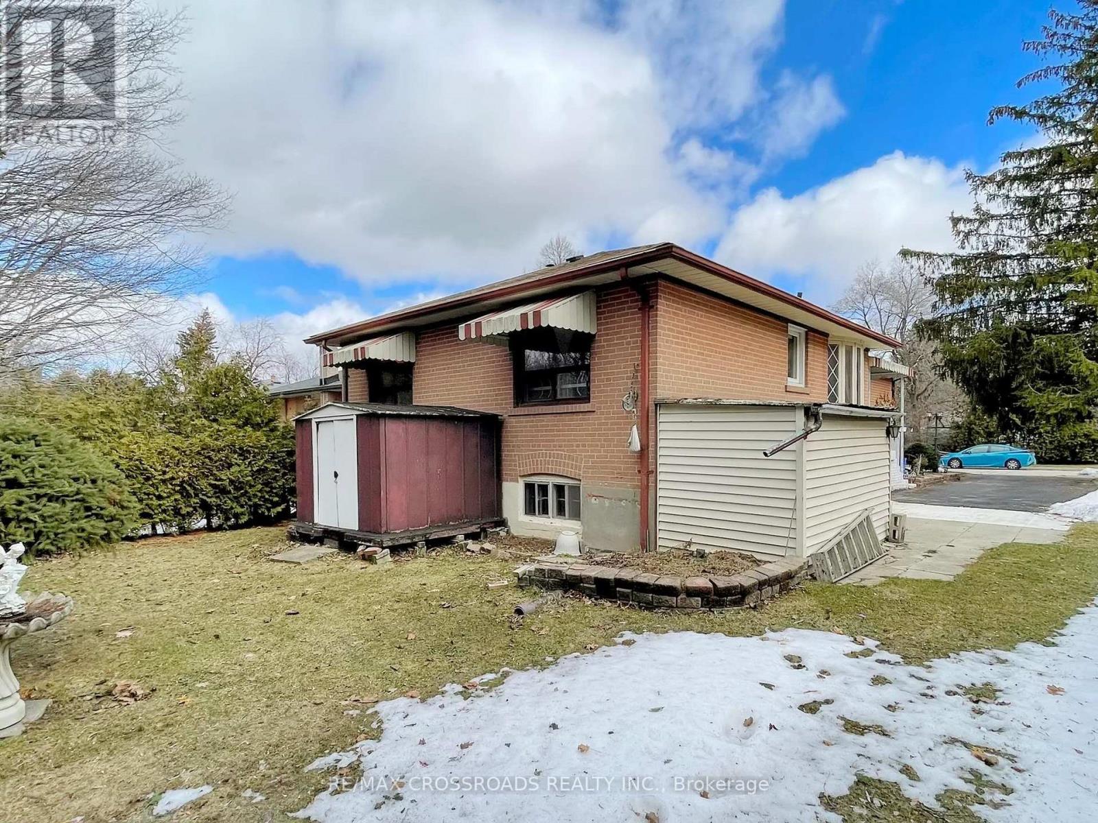 186 Norfolk Avenue, Richmond Hill, Ontario  L4C 2C8 - Photo 47 - N12881648