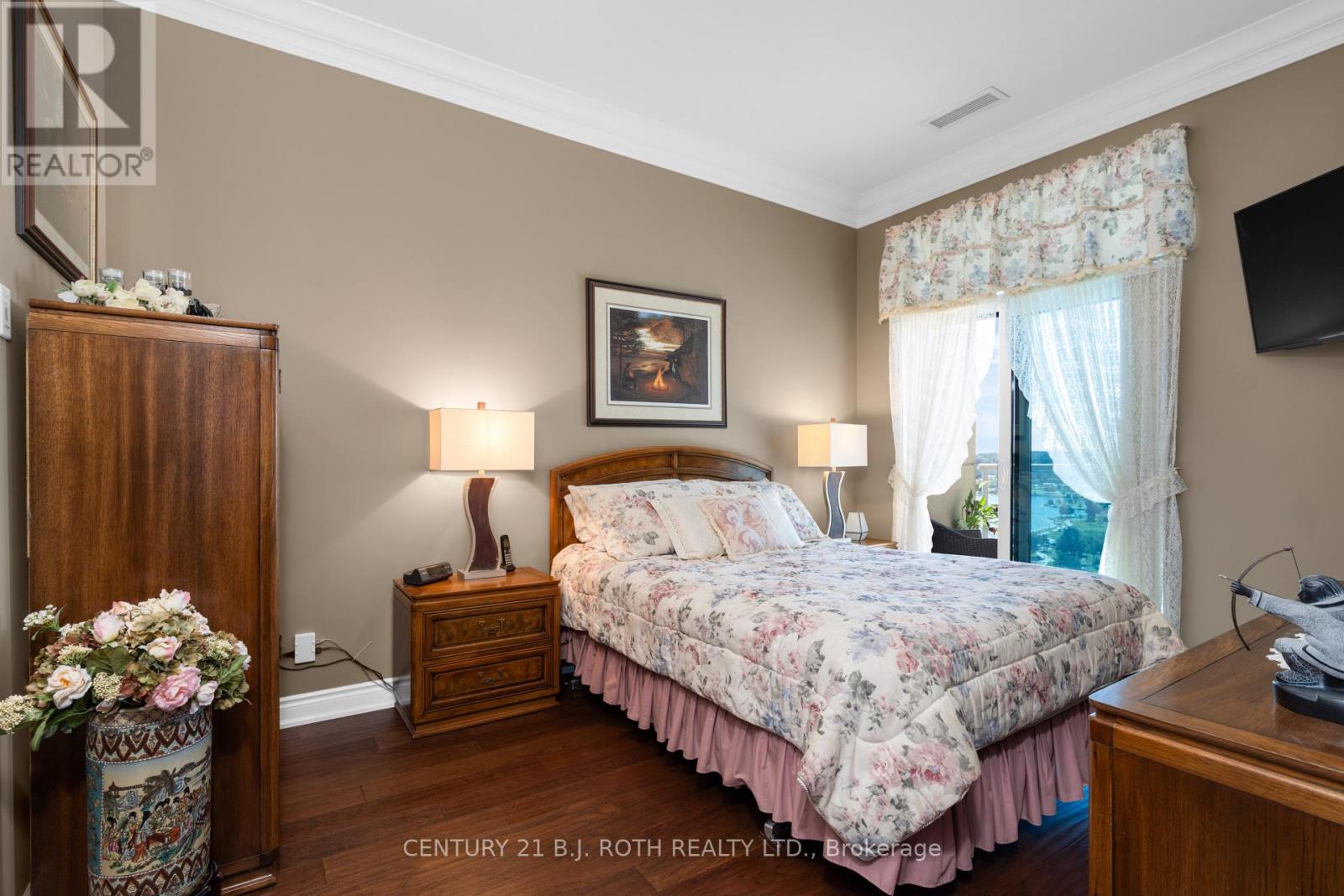 Ph09 - 37 Ellen Street, Barrie (Lakeshore), Ontario  L4N 6G2 - Photo 17 - S12881702