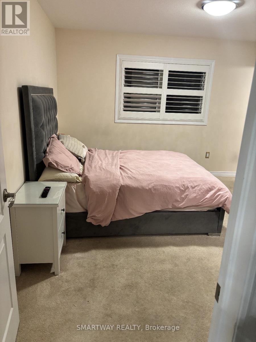 25 Bucksaw Street, Brampton, Ontario  L7A 0G4 - Photo 11 - W12881564