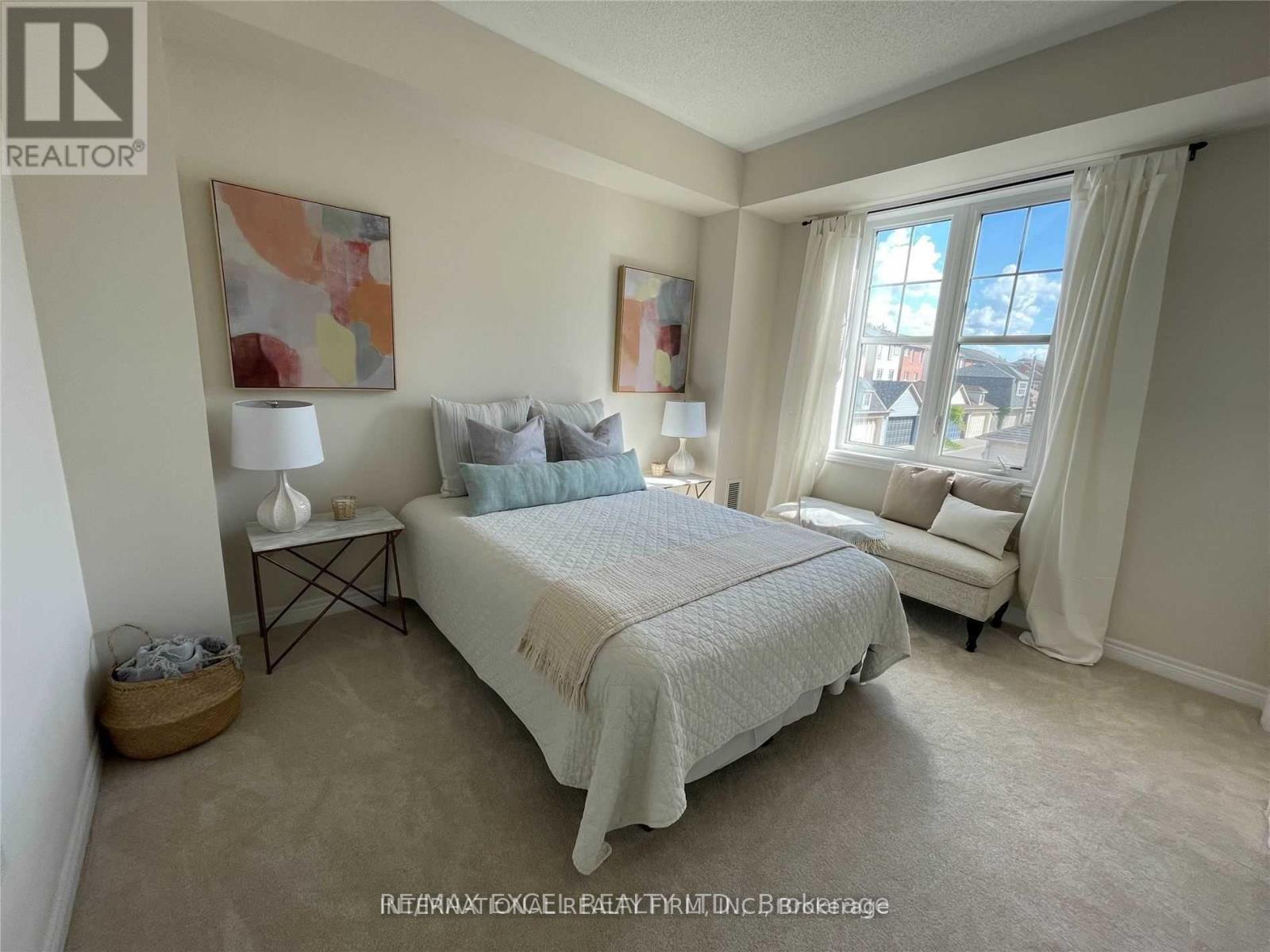 205 - 276 Littlewood Drive, Oakville, Ontario  L6H 7K1 - Photo 12 - W12881572