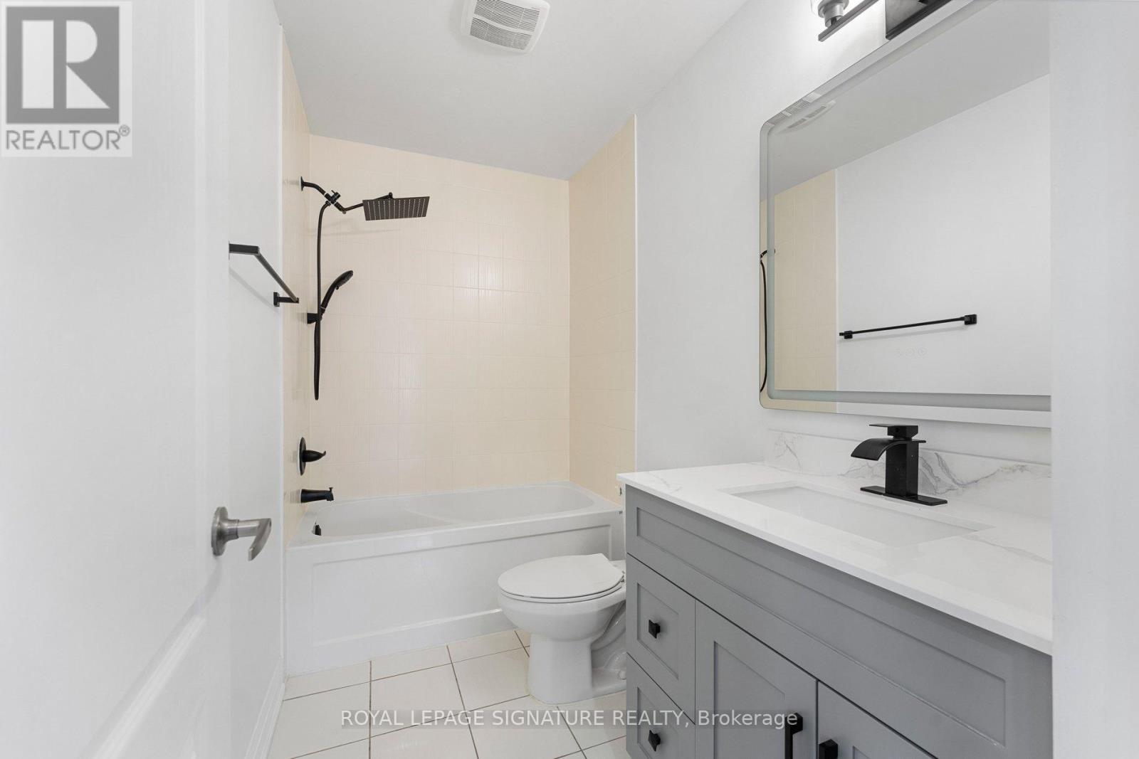 122 Baycliffe Crescent, Brampton, Ontario  L7A 3Y7 - Photo 40 - W12881590