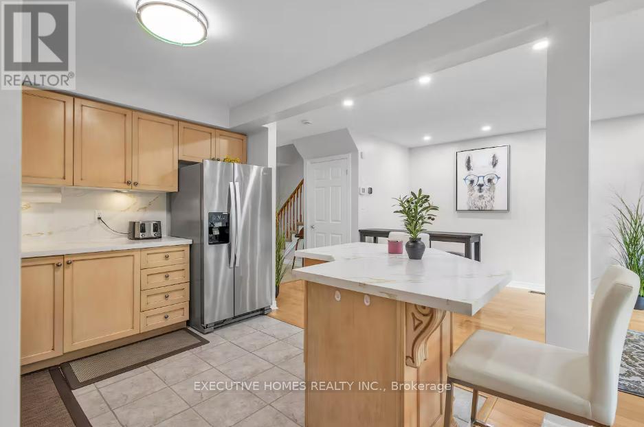 17 - 1245 Stephenson Drive, Burlington, Ontario  L7S 2L9 - Photo 11 - W12881622