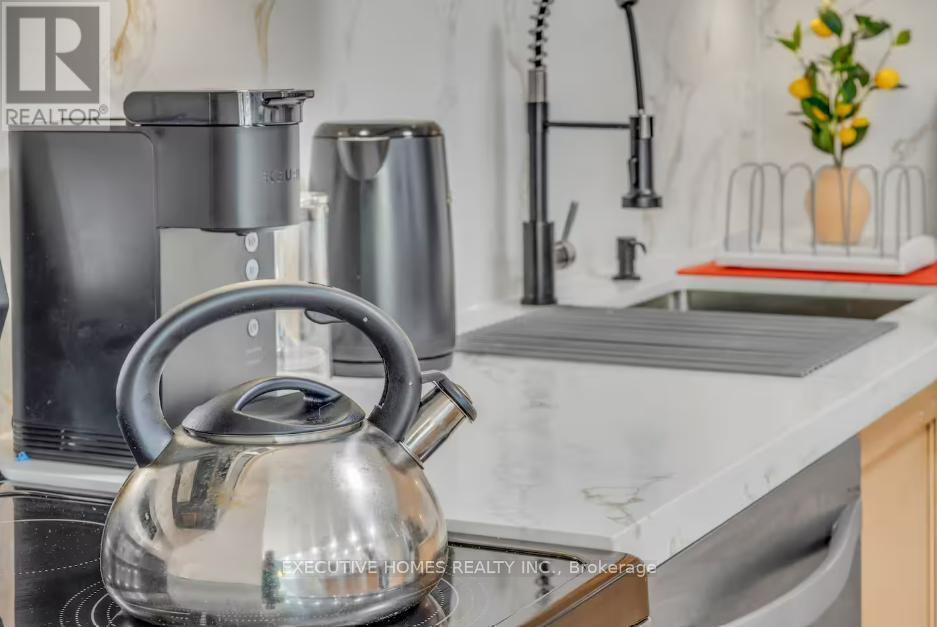 17 - 1245 Stephenson Drive, Burlington, Ontario  L7S 2L9 - Photo 12 - W12881622