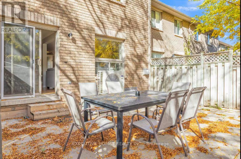 17 - 1245 Stephenson Drive, Burlington, Ontario  L7S 2L9 - Photo 33 - W12881622