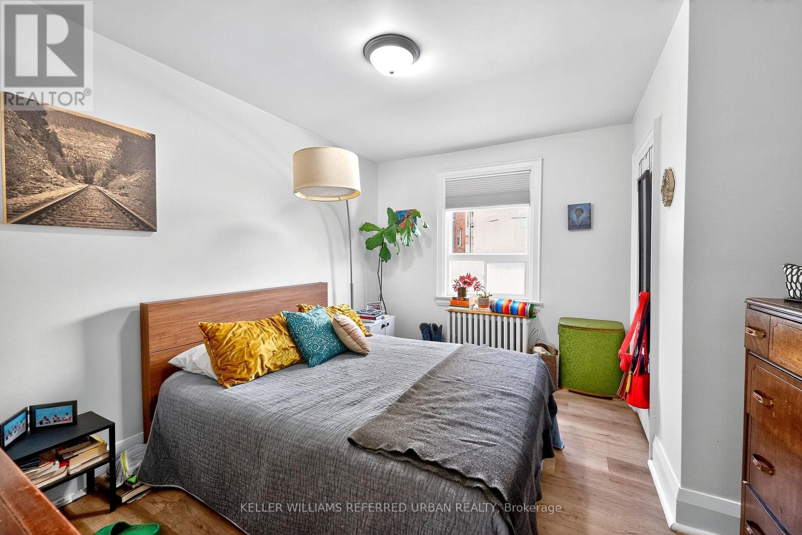 93 Northcliffe Boulevard, Toronto, Ontario  M6H 3H3 - Photo 12 - W12881686