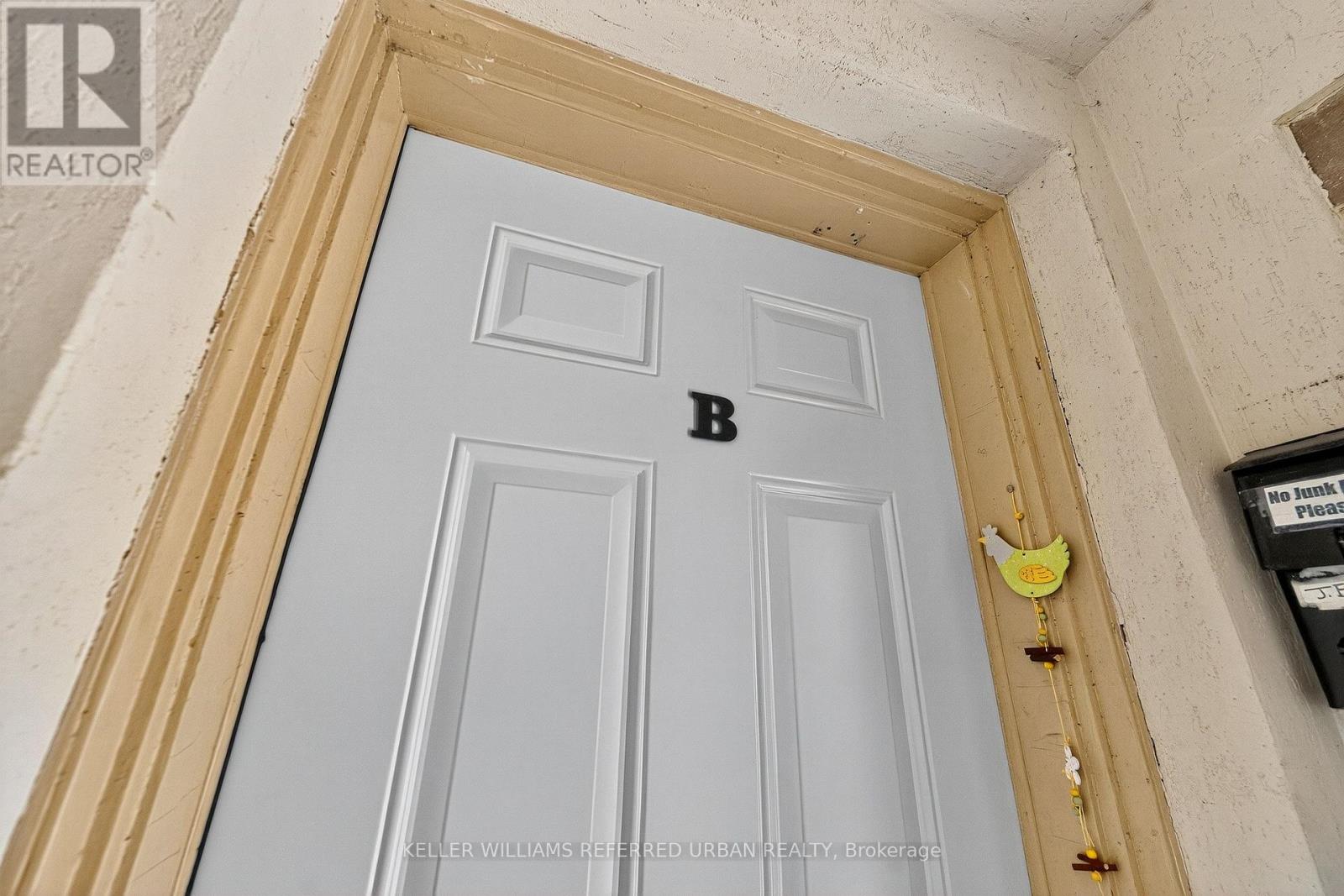 93 Northcliffe Boulevard, Toronto, Ontario  M6H 3H3 - Photo 29 - W12881686