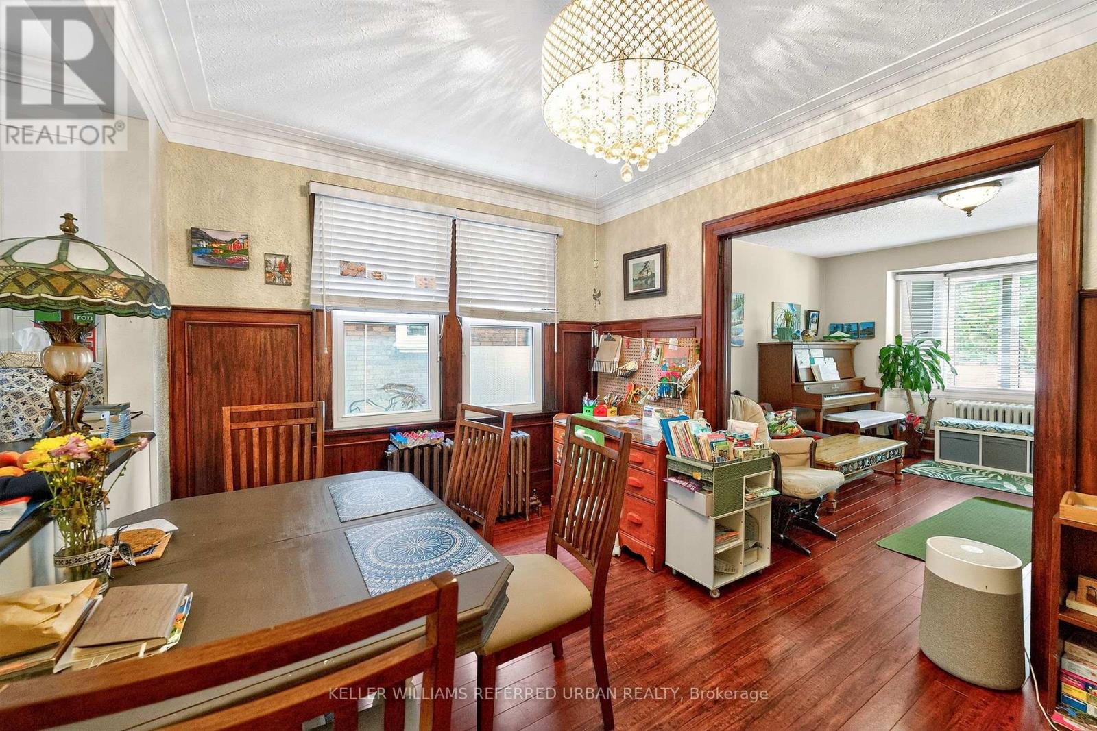 93 Northcliffe Boulevard, Toronto, Ontario  M6H 3H3 - Photo 34 - W12881686