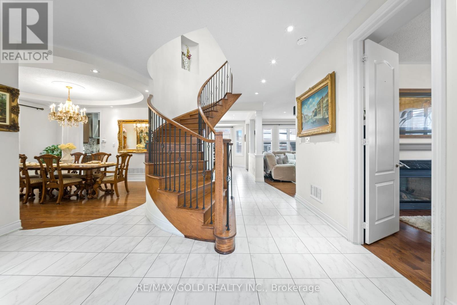 19 Portside Crescent, Brampton, Ontario  L6R 3P3 - Photo 14 - W12881692