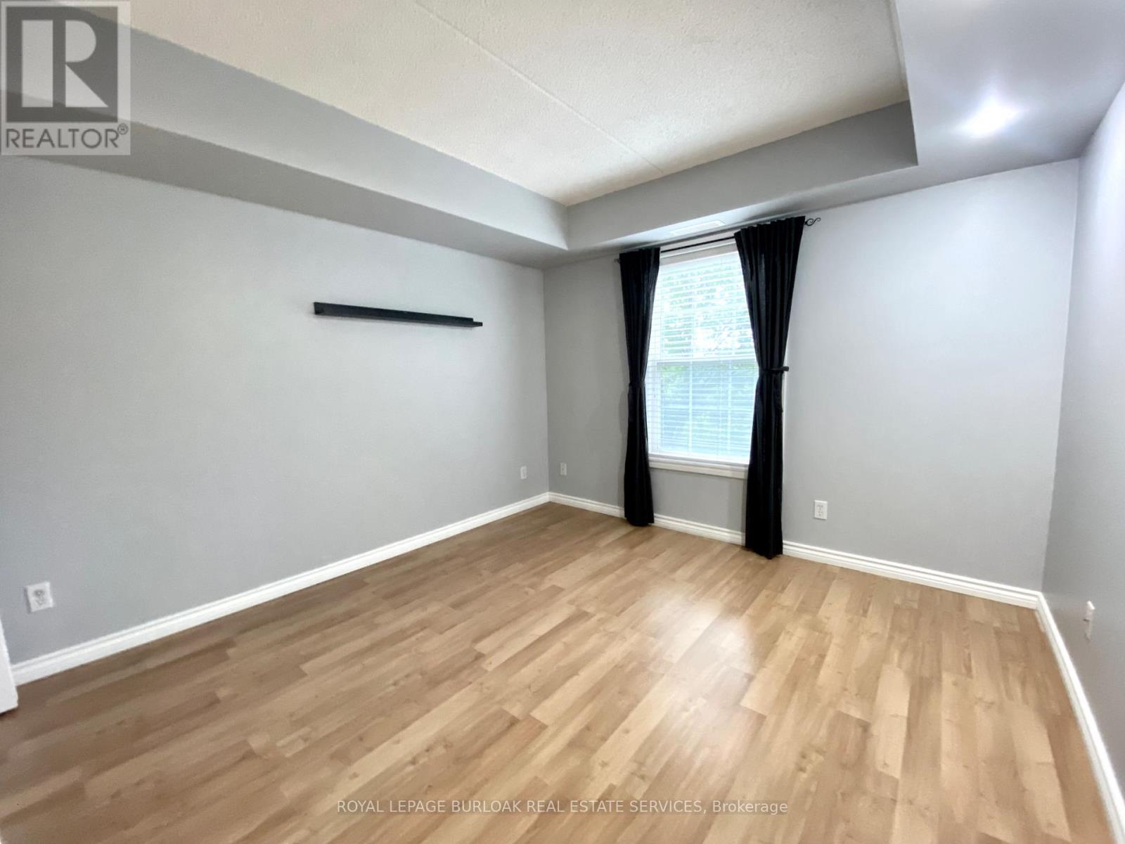 209 - 1450 Bishops Gate, Oakville, Ontario  L6M 4N1 - Photo 13 - W12881710