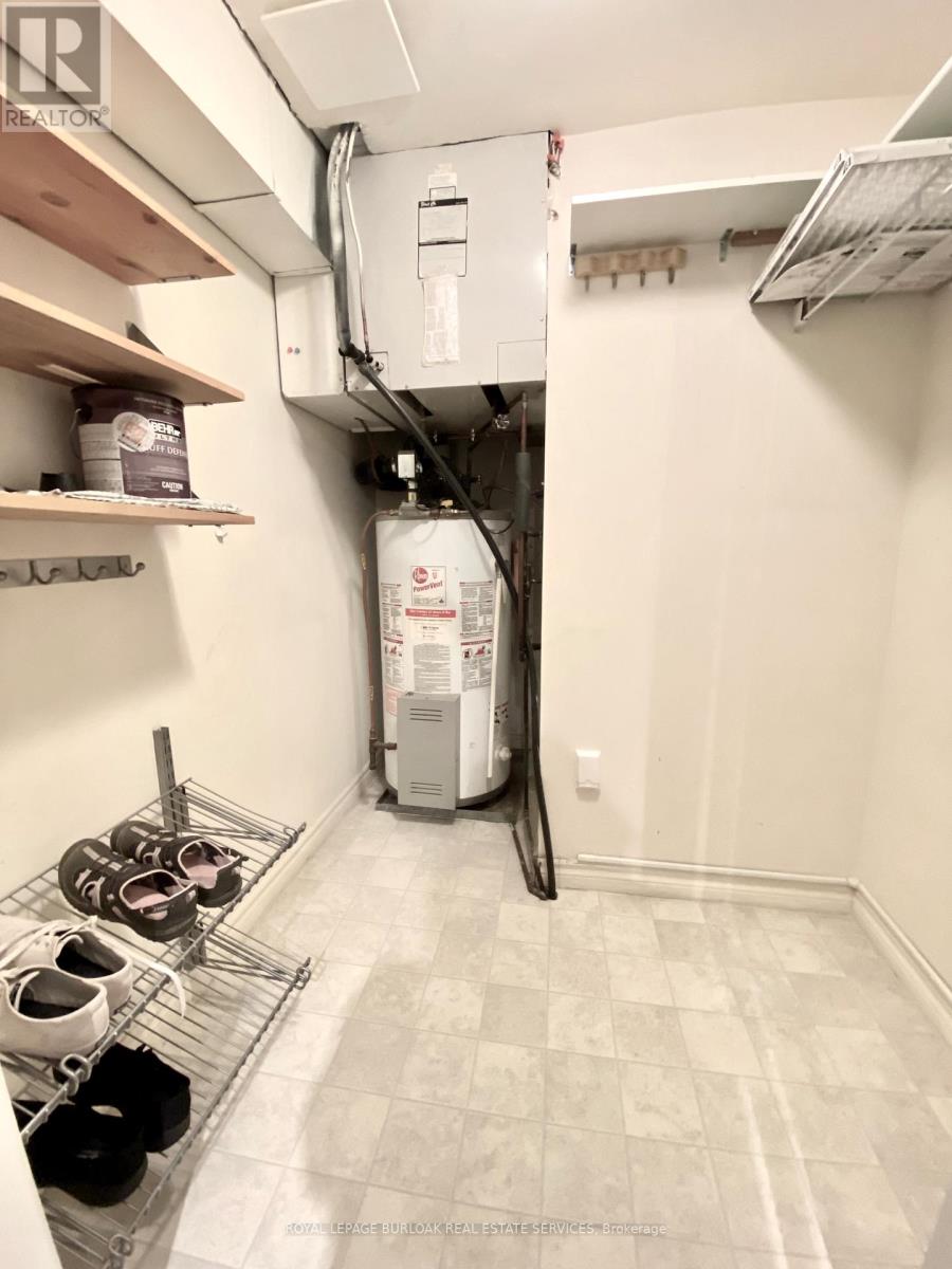 209 - 1450 Bishops Gate, Oakville, Ontario  L6M 4N1 - Photo 20 - W12881710