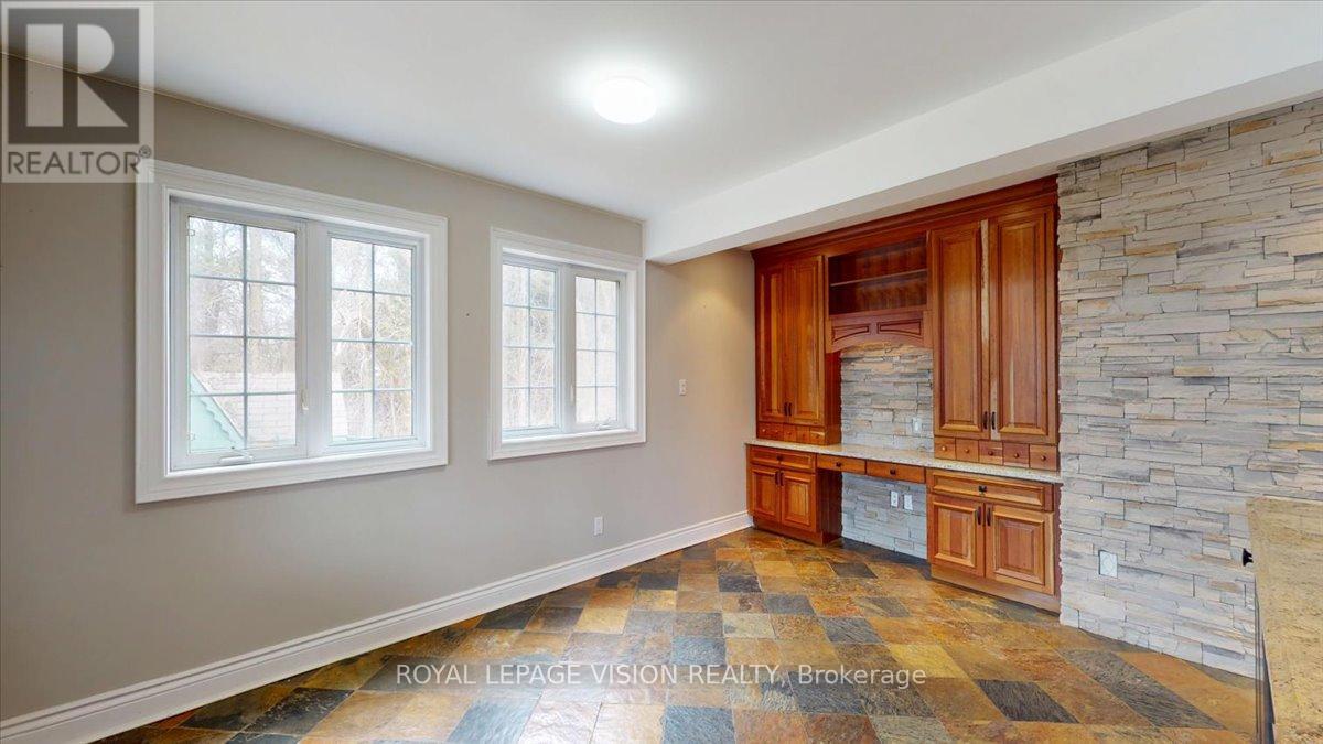 5628 Hwy 7, Milton, Ontario  L7J 2L7 - Photo 13 - W12881728