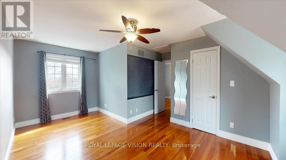 5628 Hwy 7, Milton, Ontario  L7J 2L7 - Photo 21 - W12881728