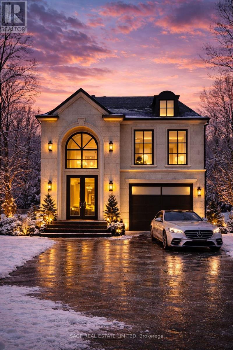 836 Tenth Street, Mississauga, Ontario  L5E 1S6 - Photo 5 - W12881762