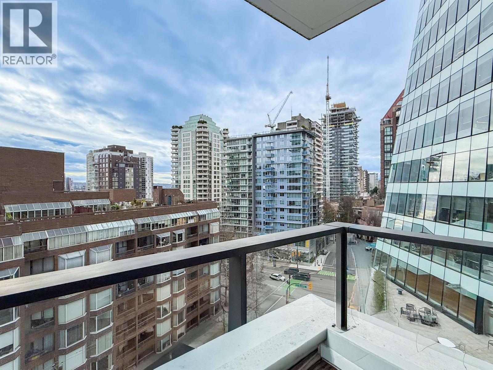 Listing Picture 12 of 29 : 1001 1289 HORNBY STREET, Vancouver / 溫哥華 - 魯藝地產 Yvonne Lu Group - MLS Medallion Club Member