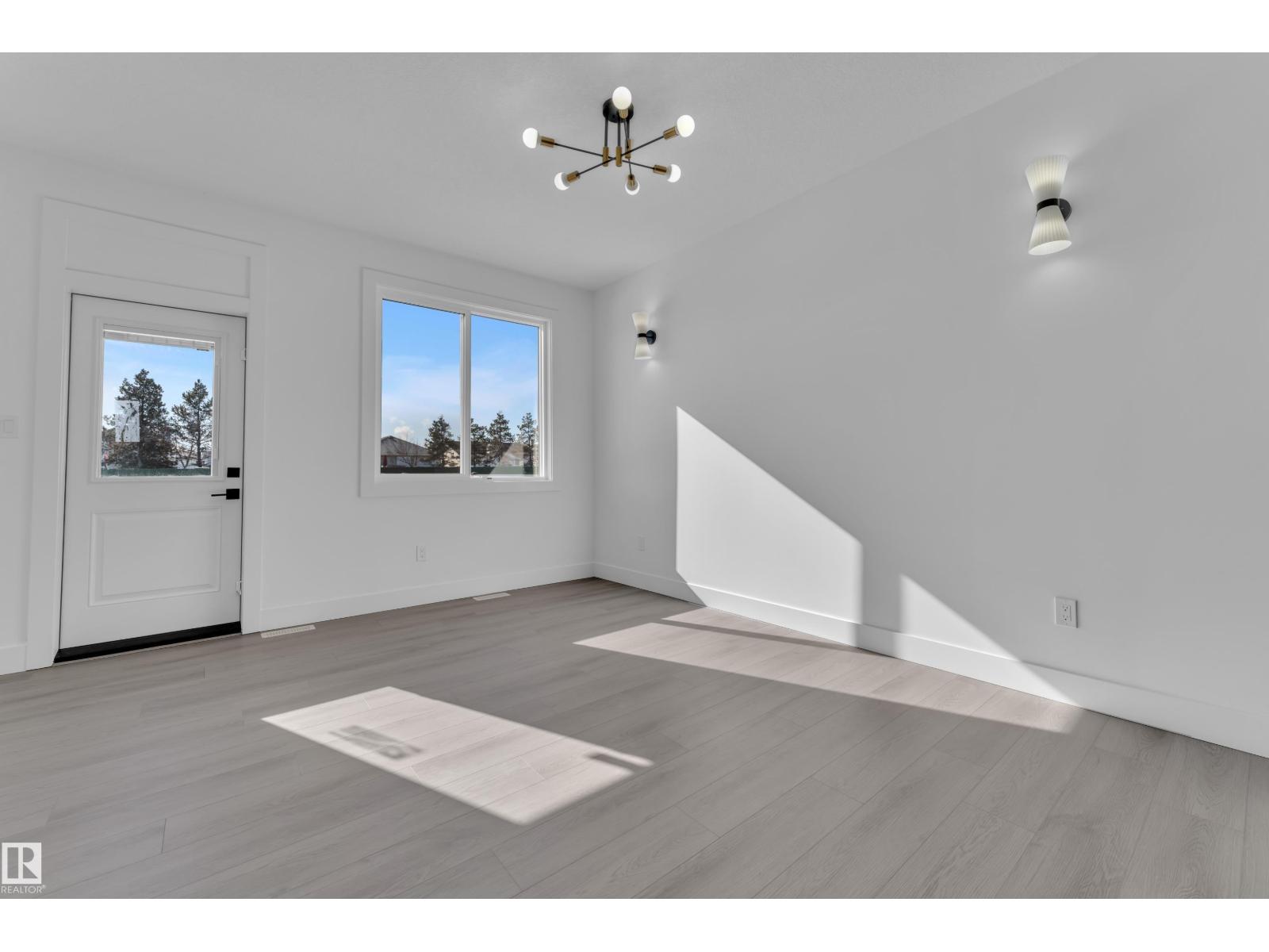 2027 154 Av Nw, Edmonton, Alberta  T5Y 4H5 - Photo 10 - E4477425