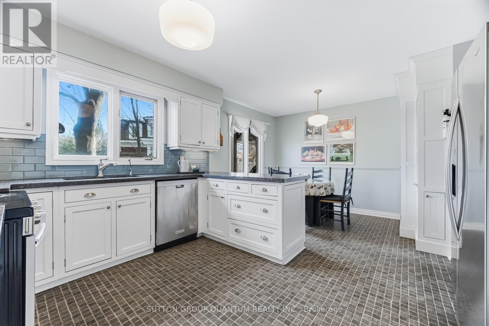 2090 Mississauga Road, Mississauga, Ontario  L5H 2K6 - Photo 16 - W12880554