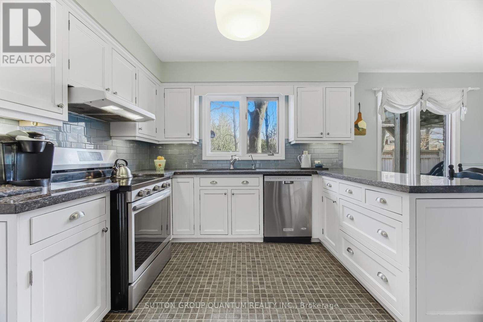 2090 Mississauga Road, Mississauga, Ontario  L5H 2K6 - Photo 14 - W12880554