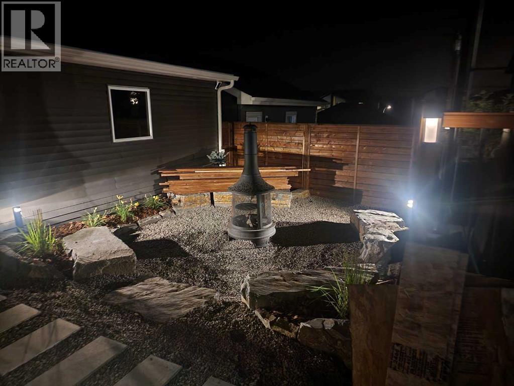 29 Precedence Glen, Cochrane, Alberta  T4C 2W7 - Photo 38 - A2292540