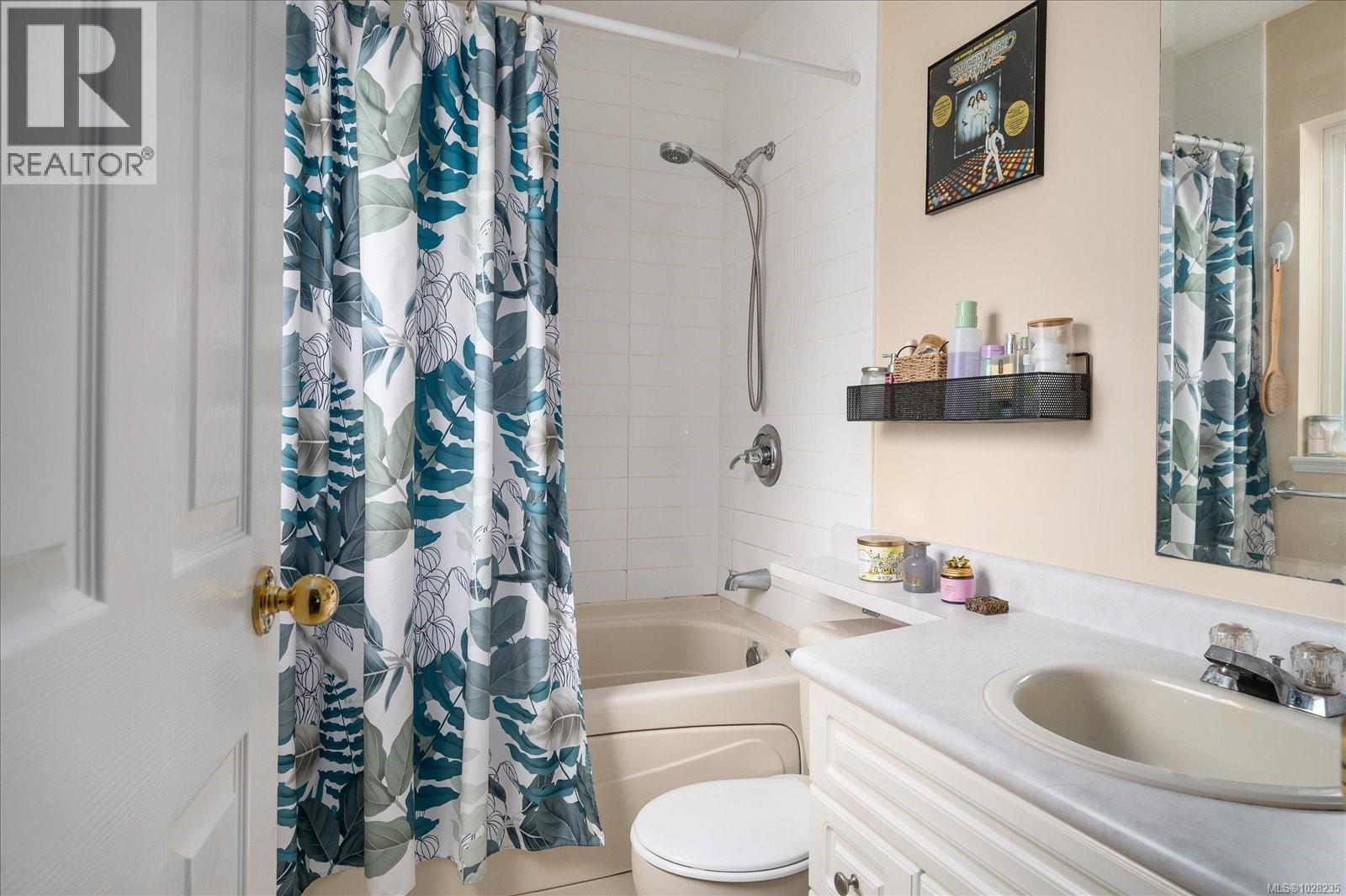 5541 Hammond Bay Rd, Nanaimo, British Columbia  V9T 5N1 - Photo 39 - 1028235