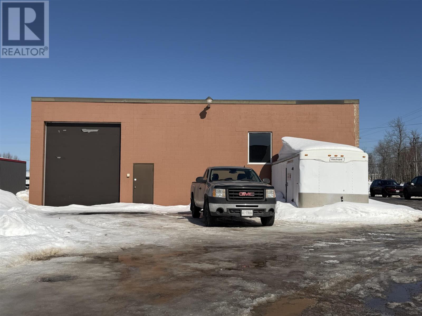 47 Industrial Park Cres # 2, Sault Ste. Marie, Ontario  P6B 5P3 - Photo 3 - SM260478