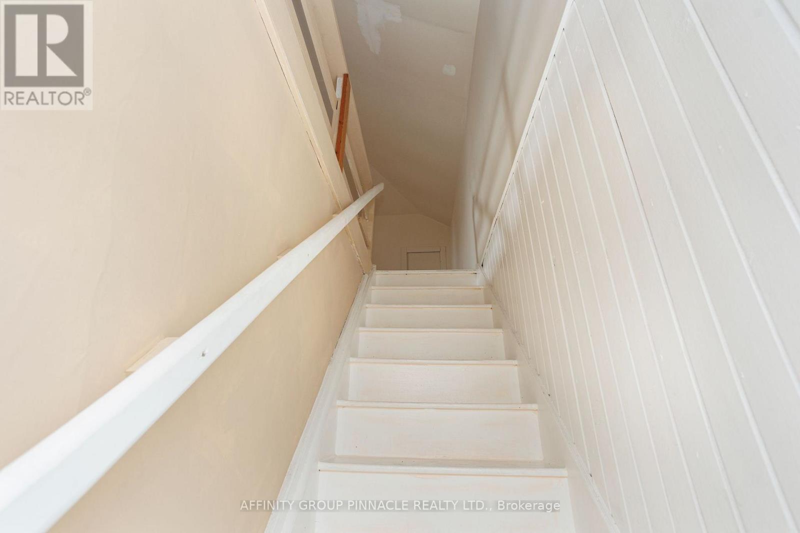 44 St Patrick Street, Kawartha Lakes, Ontario  K9V 1R3 - Photo 38 - X12881818