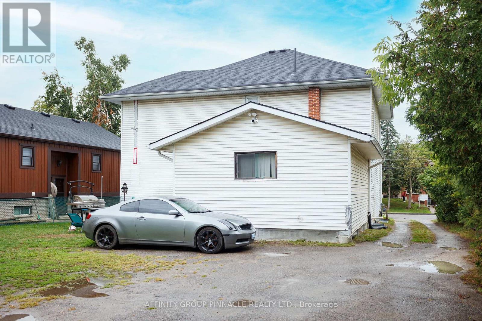 44 St Patrick Street, Kawartha Lakes, Ontario  K9V 1R3 - Photo 9 - X12881818