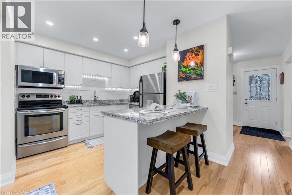 23 Hedge Lawn Drive, Grimsby, Ontario  L3M 5G9 - Photo 14 - 40810869