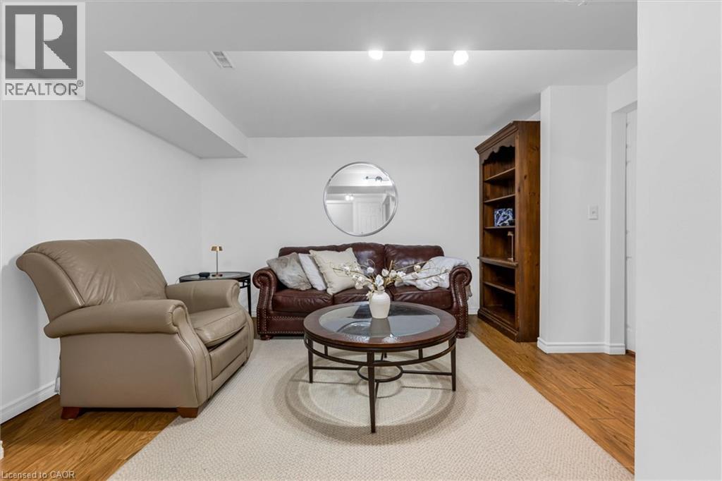 23 Hedge Lawn Drive, Grimsby, Ontario  L3M 5G9 - Photo 31 - 40810869