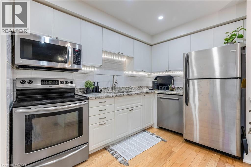 23 Hedge Lawn Drive, Grimsby, Ontario  L3M 5G9 - Photo 17 - 40810869