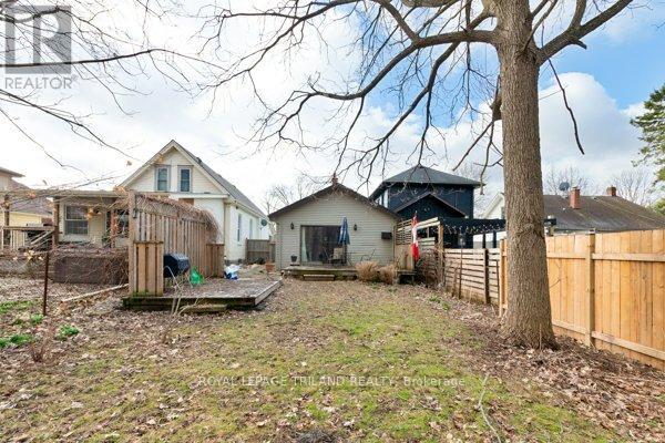 30 Elmwood Place, London South, Ontario  N6J 1J2 - Photo 32 - X12881856