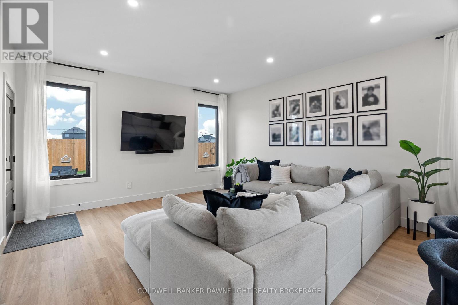 219 Greene Street, South Huron, Ontario  N0M 1S3 - Photo 21 - X12881874