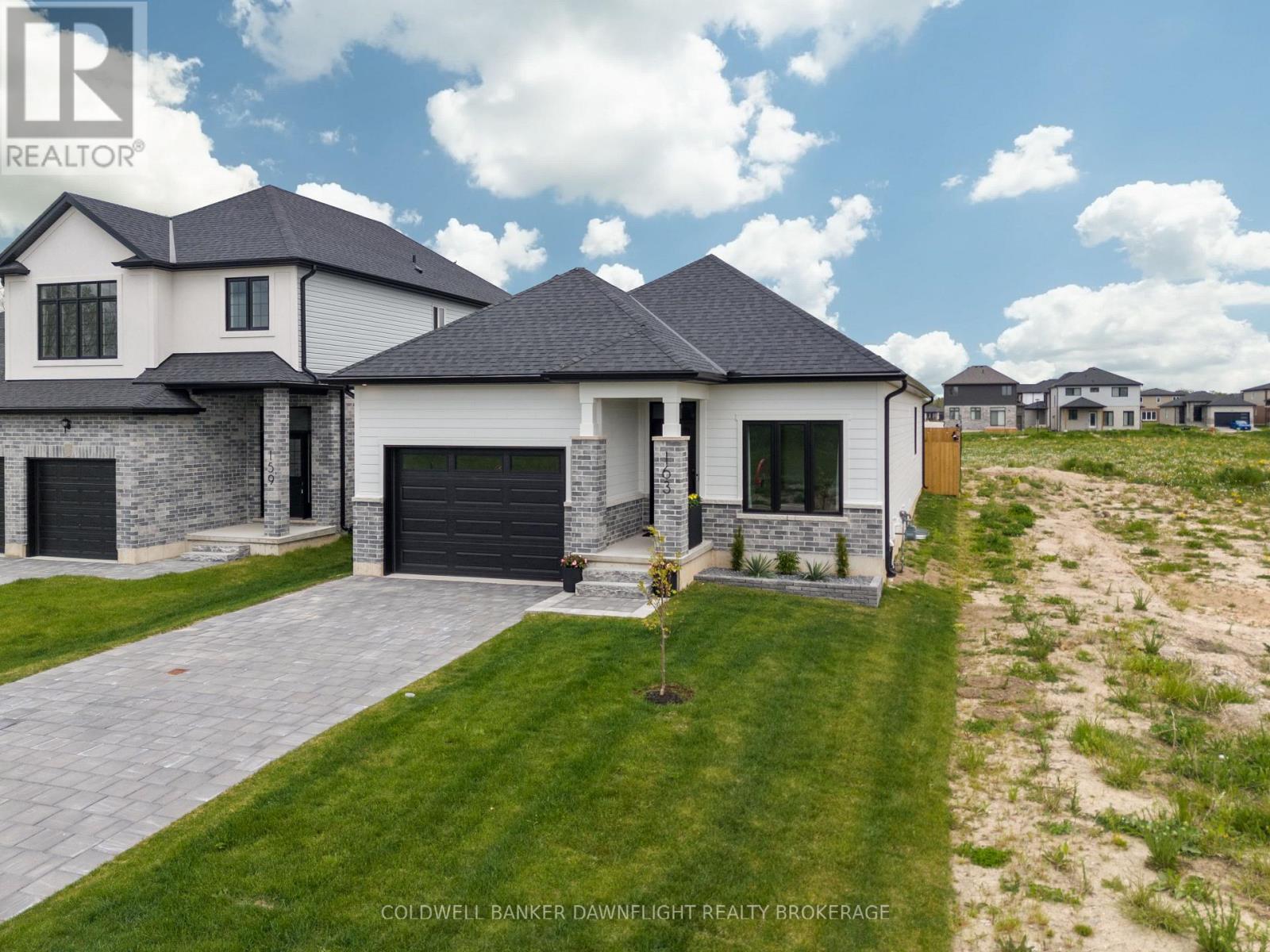 219 Greene Street, South Huron, Ontario  N0M 1S3 - Photo 4 - X12881874