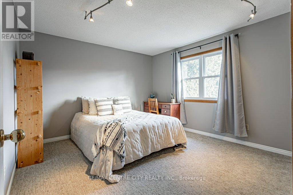 62 Nanette Drive, London North, Ontario  N5X 3L4 - Photo 22 - X12881878