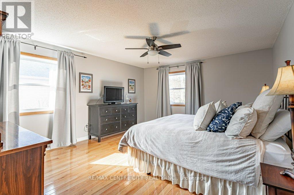 62 Nanette Drive, London North, Ontario  N5X 3L4 - Photo 28 - X12881878