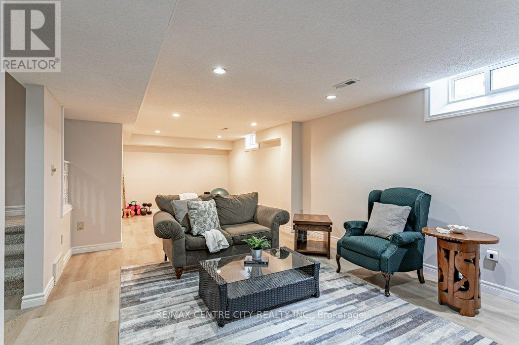 62 Nanette Drive, London North, Ontario  N5X 3L4 - Photo 33 - X12881878