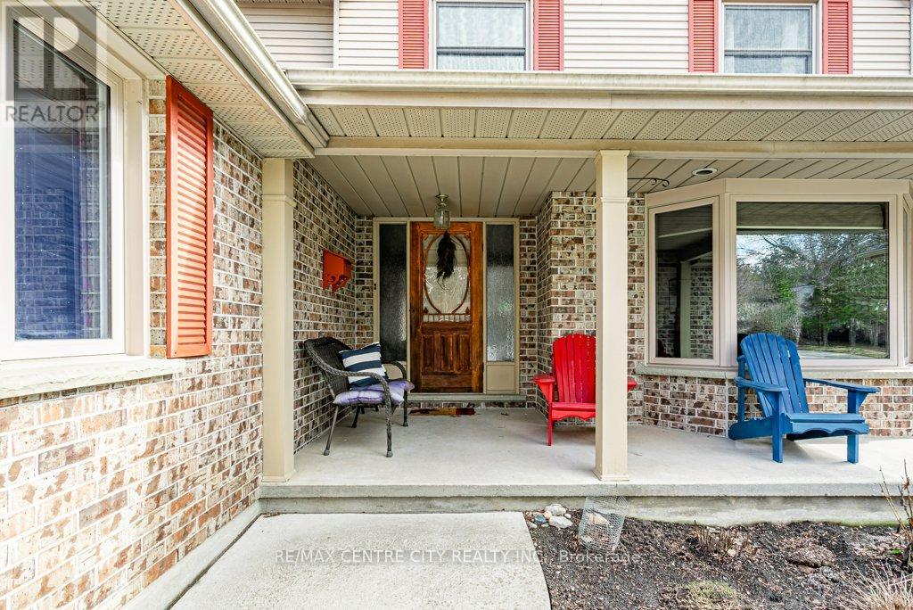 62 Nanette Drive, London North, Ontario  N5X 3L4 - Photo 4 - X12881878