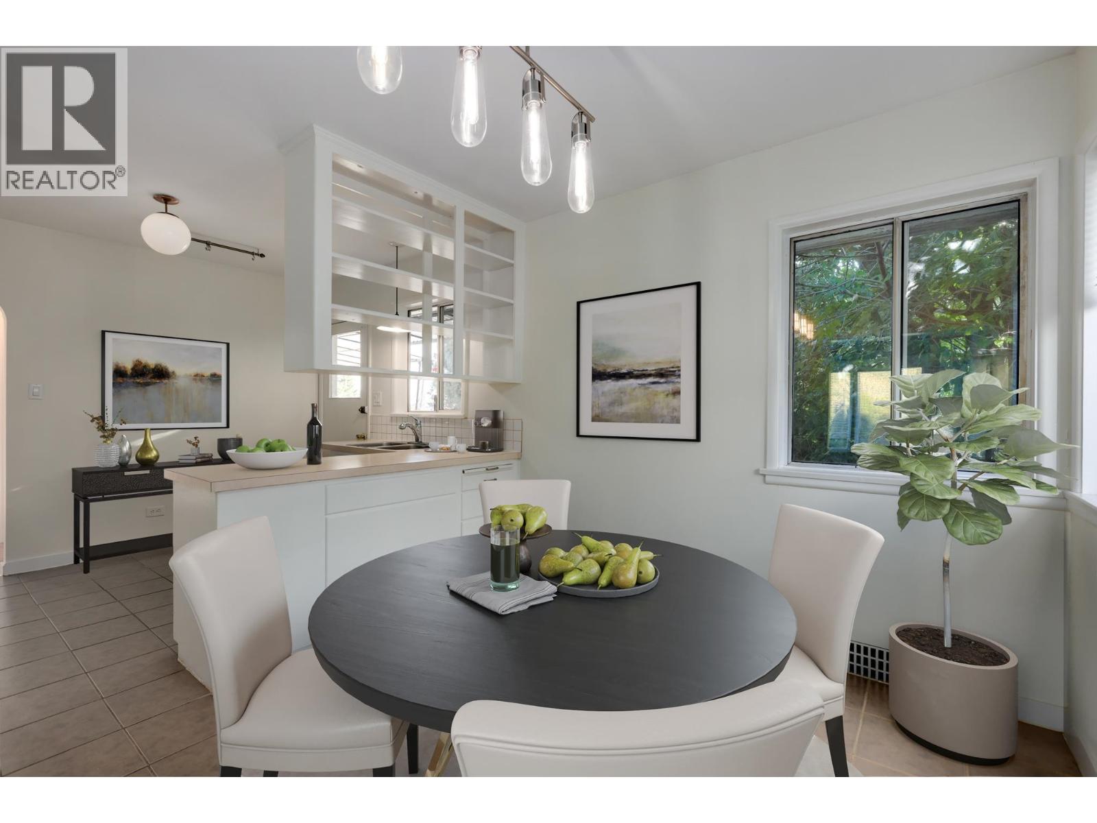 509 E Keith Road, North Vancouver, British Columbia  V7L 1W3 - Photo 10 - R3096910