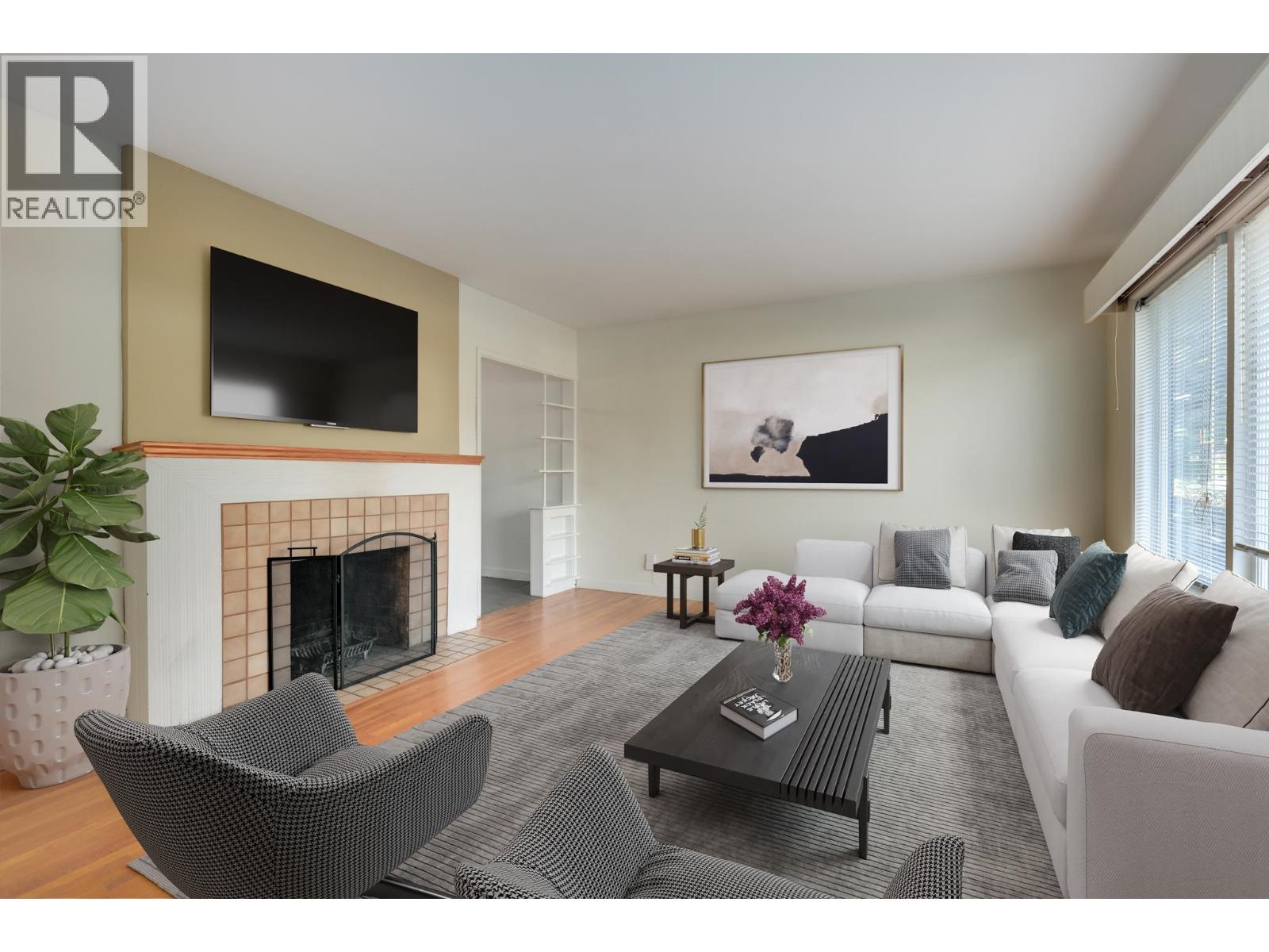 509 E Keith Road, North Vancouver, British Columbia  V7L 1W3 - Photo 4 - R3096910