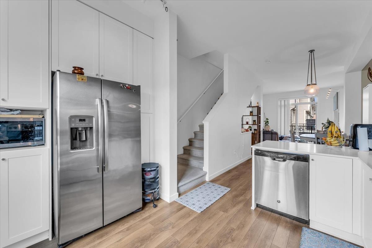 43 16260 23a Avenue, Surrey, British Columbia  V3Z 0P7 - Photo 3 - R3098736