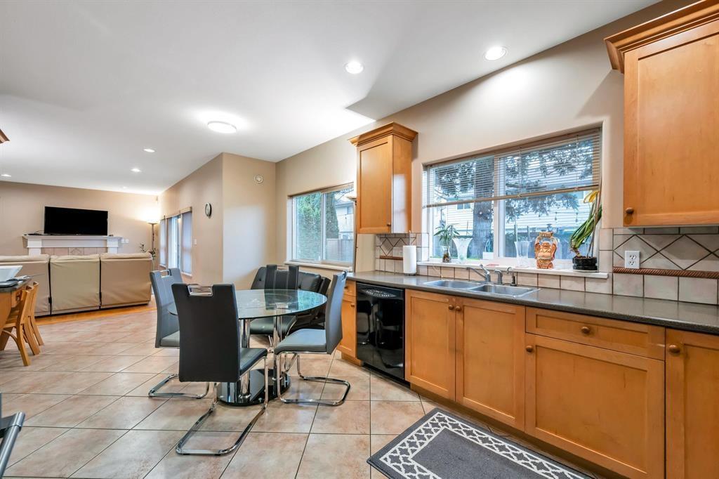 11076 84 Avenue, Delta, British Columbia  V4C 2L7 - Photo 10 - R3099575