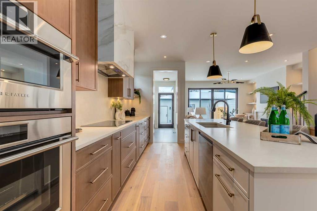 2233 35 Street Sw, Calgary, Alberta  T3E 2X7 - Photo 14 - A2292731