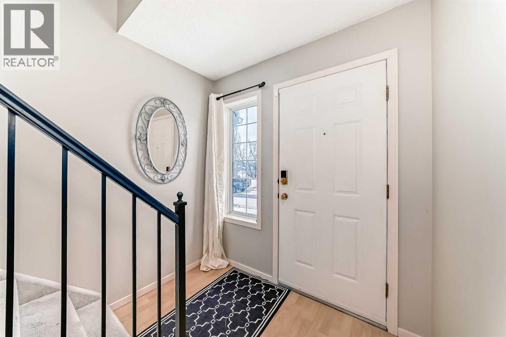 144 Country Hills Villas Nw, Calgary, Alberta  T3K 4S8 - Photo 3 - A2293155