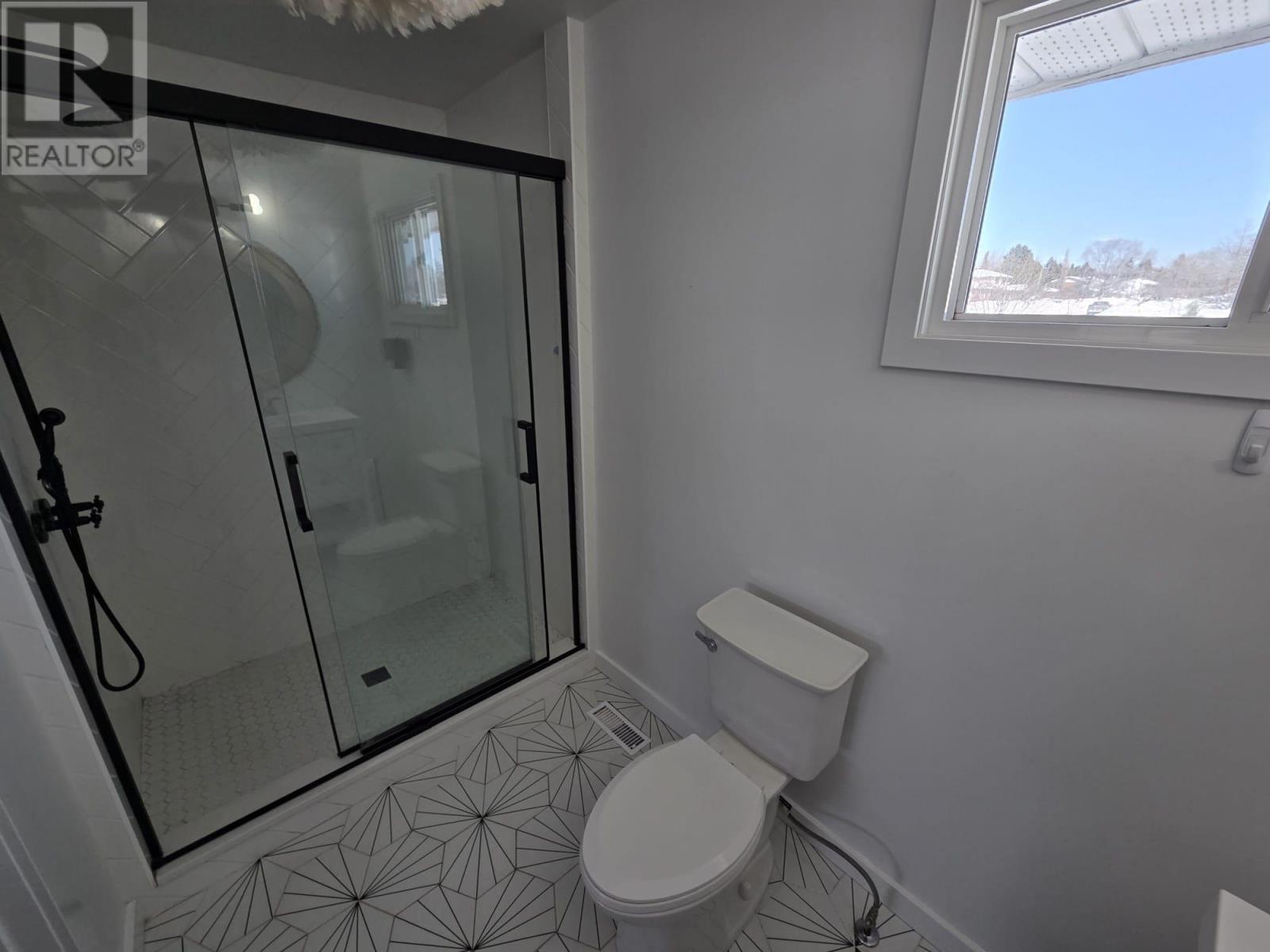 283 Hinton Ave., Thunder Bay, Ontario  P7A 7E6 - Photo 25 - TB2600422