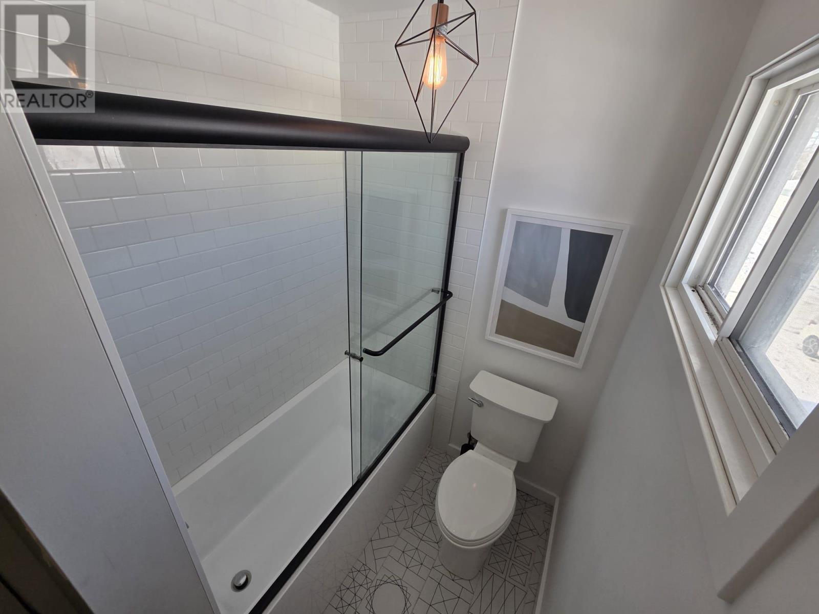 283 Hinton Ave., Thunder Bay, Ontario  P7A 7E6 - Photo 32 - TB2600422