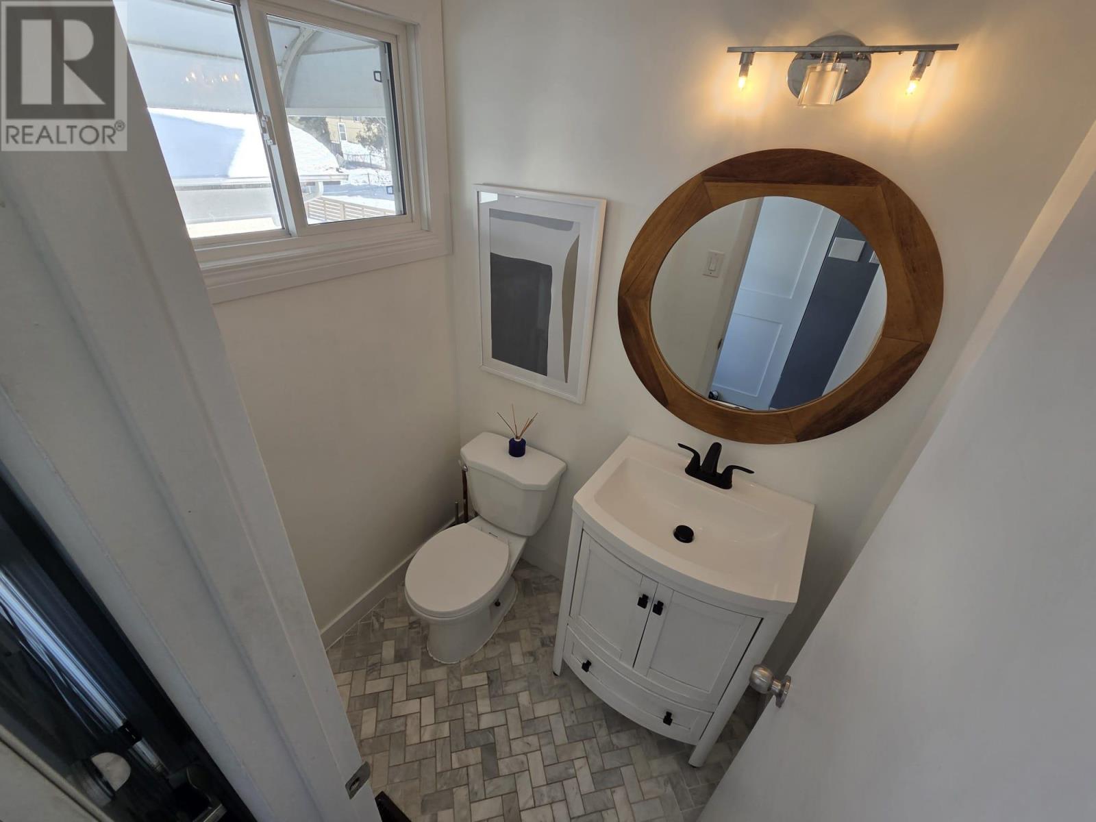 283 Hinton Ave., Thunder Bay, Ontario  P7A 7E6 - Photo 35 - TB2600422