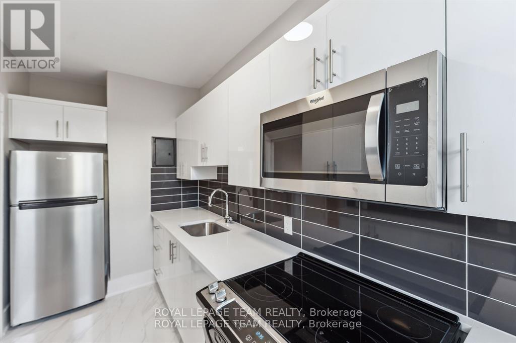 30 - 407 Elgin Street, Ottawa, Ontario  K2P 1N2 - Photo 14 - X12881798
